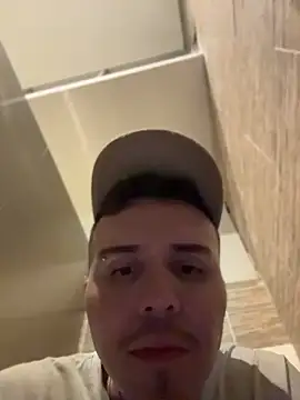 adam-rivera webcam