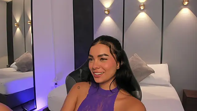 emily_tolson webcam
