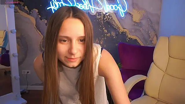 Tiny Natalie (TinyNatalie)