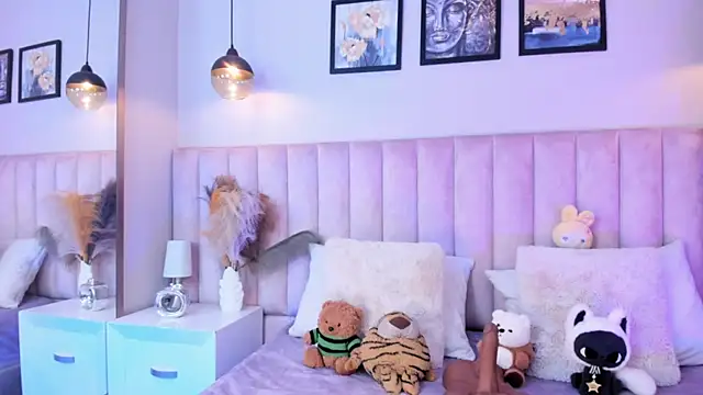 Lyausaphie - Trans webcam sex chat