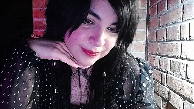 DarkRoseUwU webcam