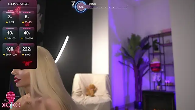 SerenaNoir webcam