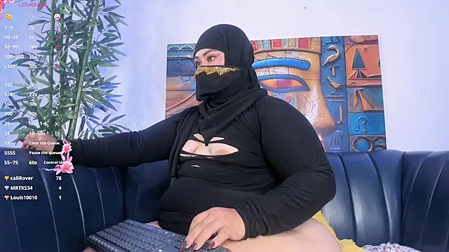 samanee_konn webcam