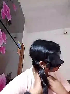 Watch Sweetie_250 live on EroticFlix - High definition streams