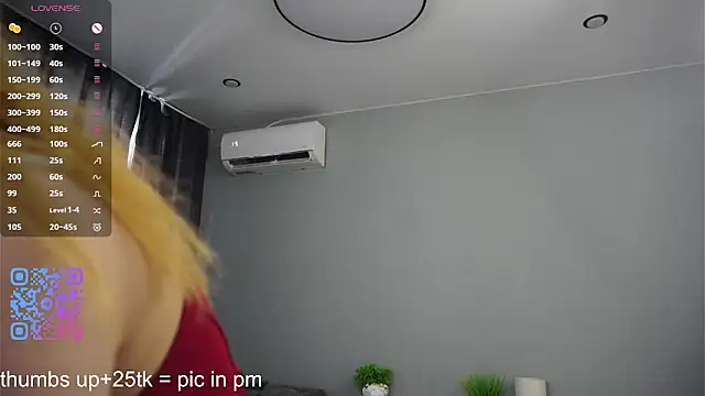 HannaHayles webcam