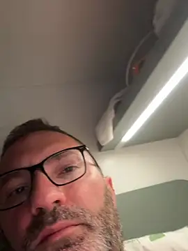 ivandotato23 webcam