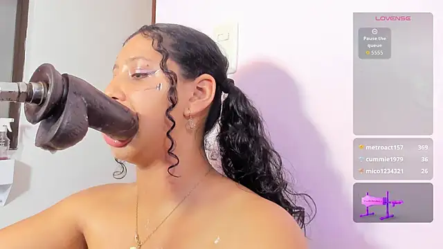 veronica_bigass webcam