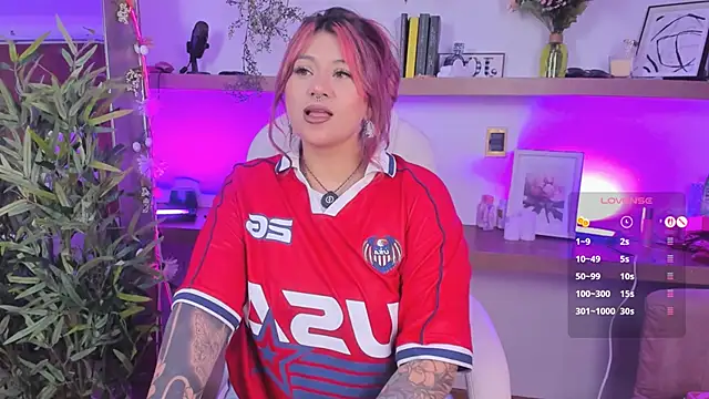 Watch _Lorraine_v live on EroticFlix - High definition streams