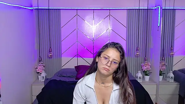 Watch Sofysoul live on EroticFlix - High definition streams