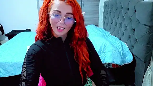 Alexatexa2929 live cam on StripChat