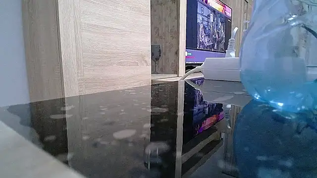 Julianna68 webcam