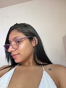 Danaeluxe webcam