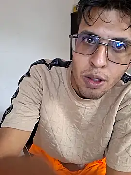 Luisbebe20 webcam