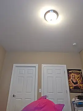 AmethystFoxx webcam