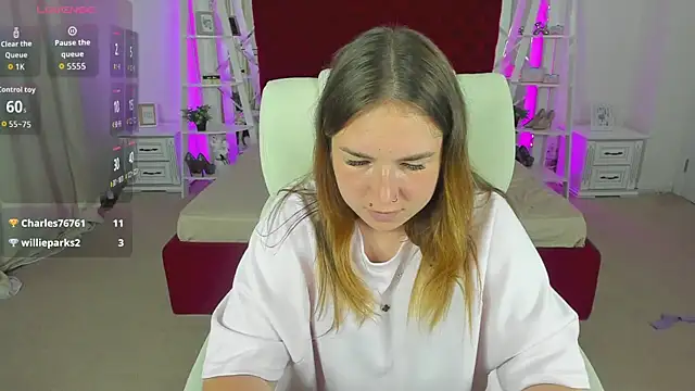 Sofii_darling live cam on StripChat