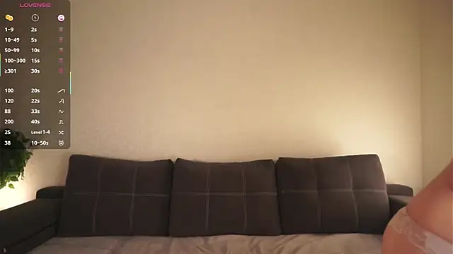 NanceeWestaway live sex cam