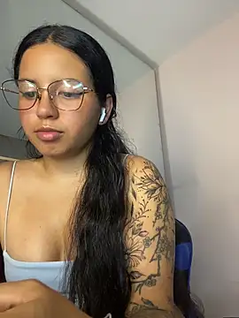 Watch Rosita_forever_ live on EroticFlix - High definition streams
