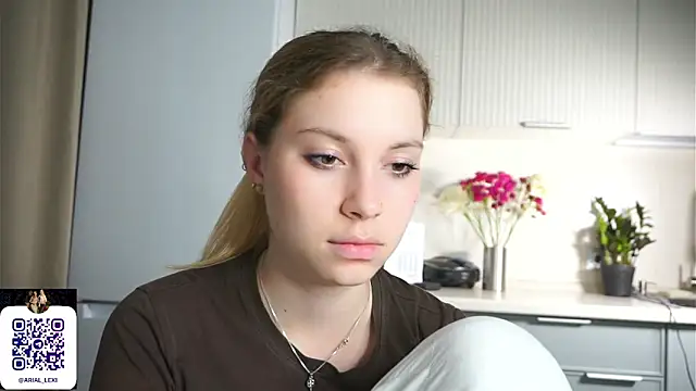 sairallyn - Sairallyn's free webcam - UK Sex Cams