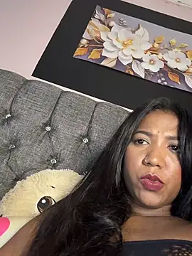 SaraJennerr webcam