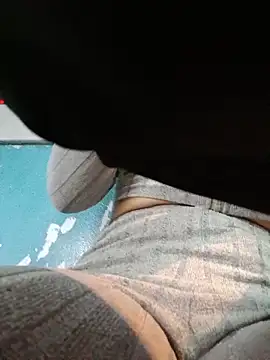 cata_city1106 (F young) - Play dildo in pussy public