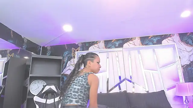 rave_connor webcam