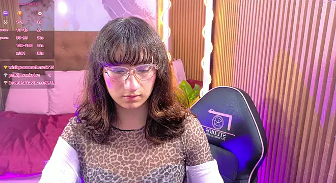 KATHERINE_TAY webcam