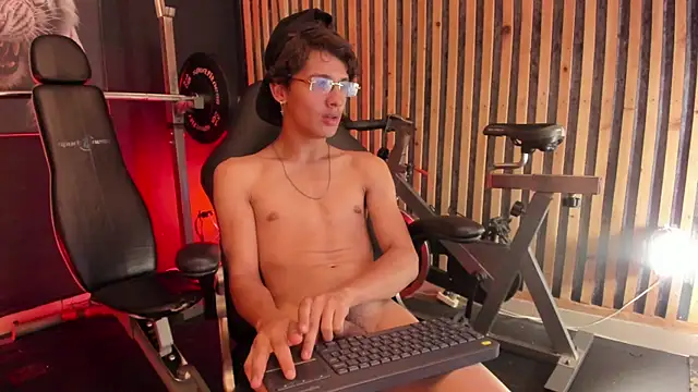 Adrian_Wolf webcam