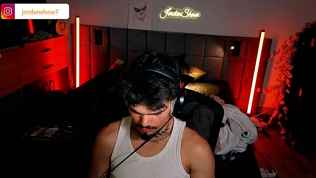 JordanShow webcam