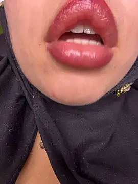 zahra_Jalid webcam