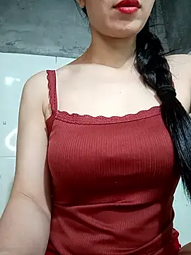 Vyvvyy69 webcam