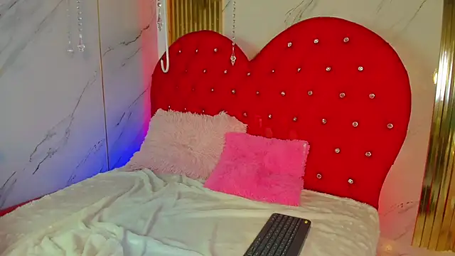 thanier_18 (M twink) - show ass 😈