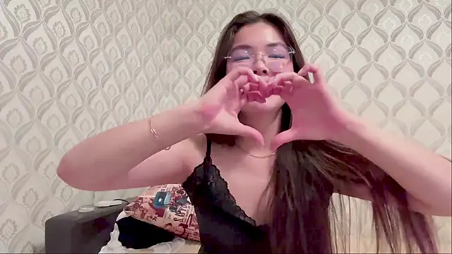 CutieEmili webcam