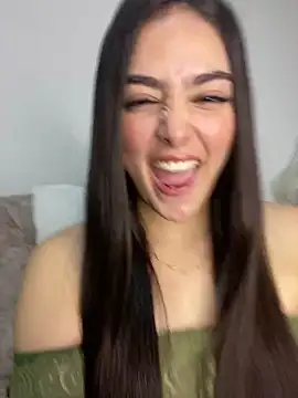 Watch lili_turner live on EroticFlix - High definition streams
