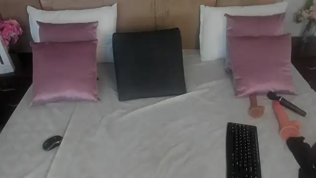 Itutaty81 - Trans webcam sex chat