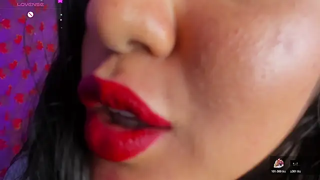 naharasoller - Naharasoller's free webcam - UK Sex Cams