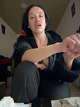 marilynkovanova - MARILYNKOVANOVA's free webcam - UK Sex Cams