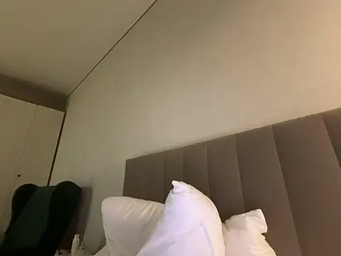 goldensexysky (F young) - Naked striptease