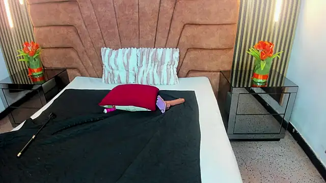 lara_seduce (F young) - bra oof
