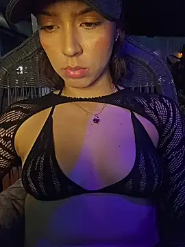 Kitty_San_xXx webcam