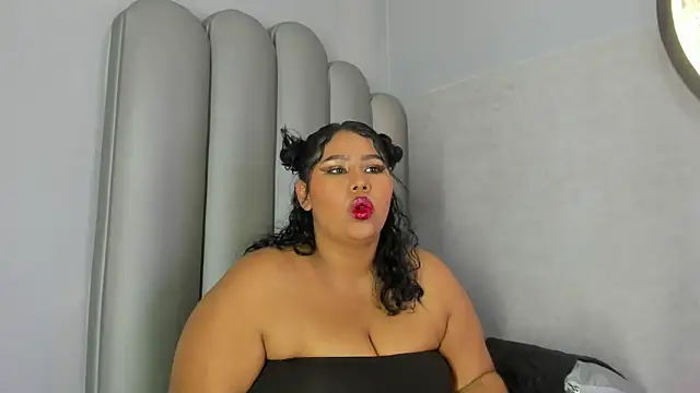 Golden_kiss23 webcam