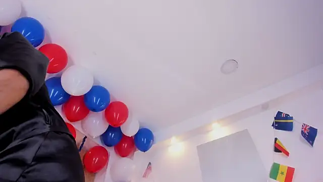 violet_giraldo webcam