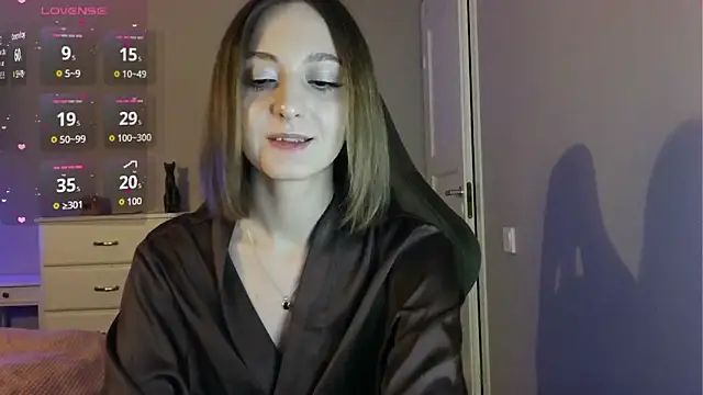 white_liillyy live sex cam