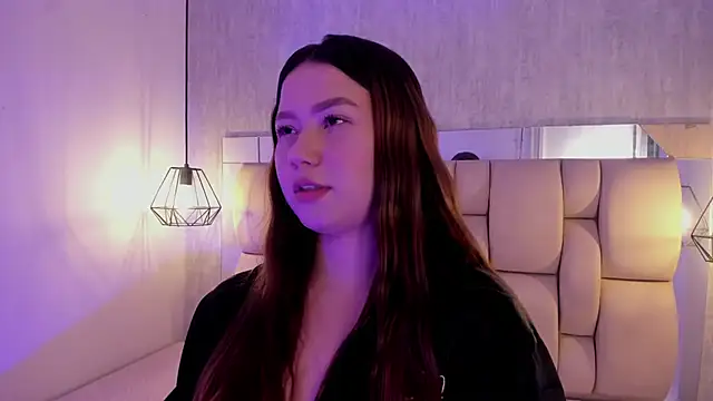 Roxie-Summers11 webcam