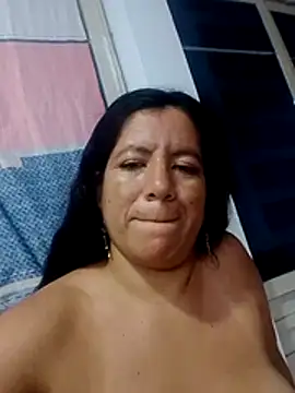 Valentina-Noir webcam
