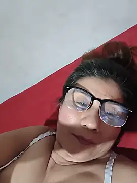 fire_mommy webcam