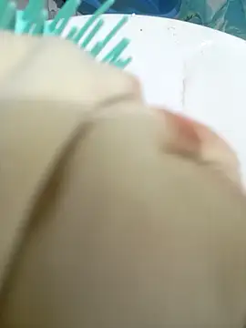almadream - AlmaDream's free webcam - UK Sex Cams