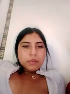 Chanel_and_Dior webcam