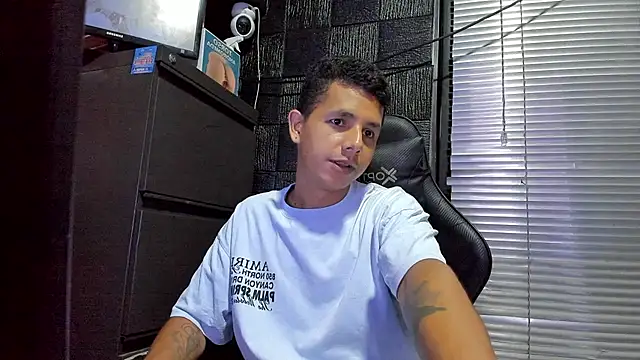 boy_bigcock24cm webcam