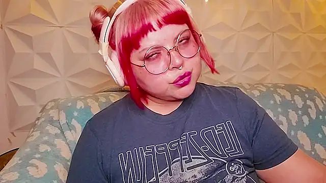 Satyn_doll