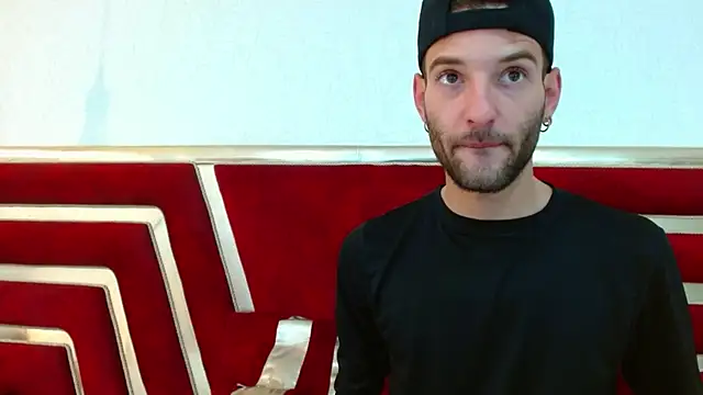 Christopher_saint webcam